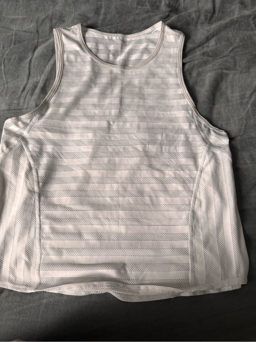 Lululemon White Performance Tank Top - Lightweight Breathable